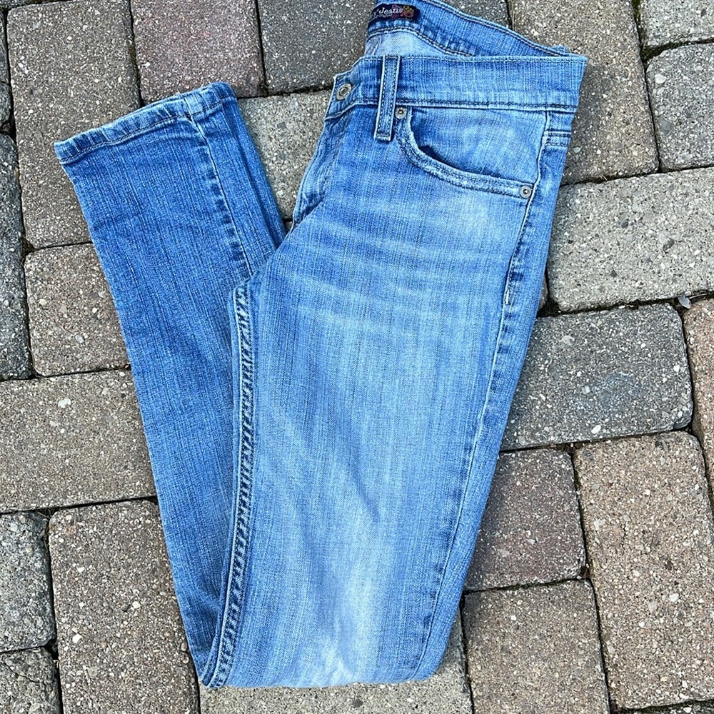 Levi’s Genuinely Crafted Light Wash Jeans Size 7M - Picture 3 of 11